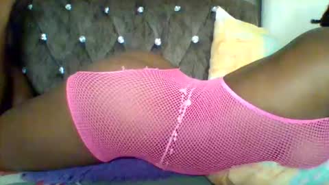 Snapshot of sweet_cherry007 chatting on 10.12.25 sweet_cherry007 online show from 10.12.25