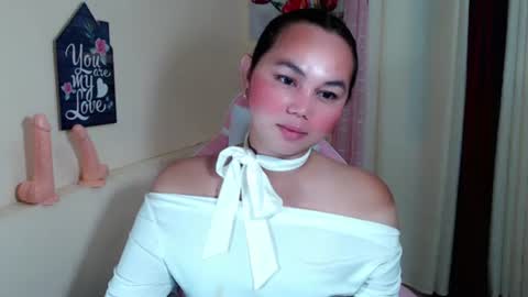 Snapshot of sweet_danicaa chatting on 07.25.26 danice online show from 07.25.26