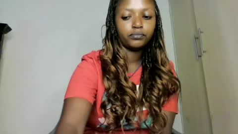 Snapshot of sweet_ebony001 chatting on 08.04.26 sweet_ebony001 online show from 08.04.26