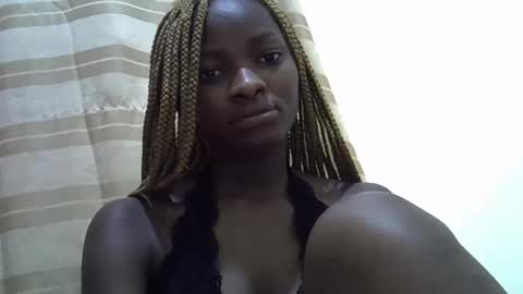 Snapshot of sweet_eldah chatting on 09.26.25 Sweet eldah online show from 09.26.25