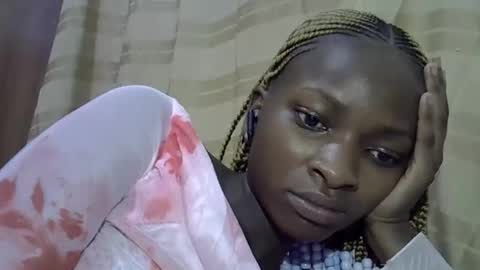 Snapshot of sweet_eldah chatting on 09.30.25 Sweet eldah online show from 09.30.25