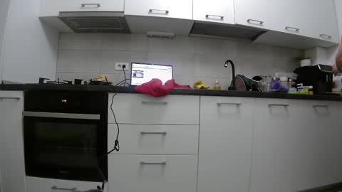 Snapshot of sweet_ella chatting on 02.18.25 online show from 02.18.25