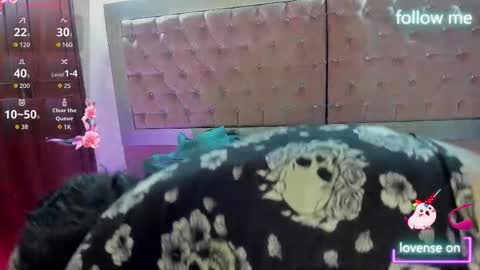  emmili  online show from 02.02.26