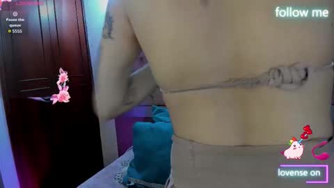  emmili  online show from 02.04.26