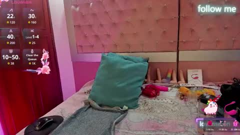  emmili  online show from 02.11.26