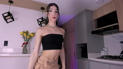 Snapshot of sweet_falon chatting on 04.14.26 Sweet Fhalon online show from 04.14.26