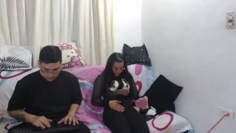 Snapshot of sweet_fantasy_couple chatting on 01.27.25 sweet_fantasy_couple online show from 01.27.25