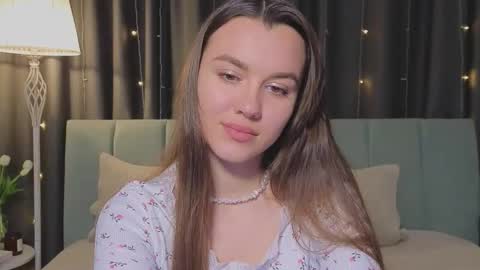 Snapshot of sweet_haeven chatting on 03.05.26 Im Mia.LOVELY PATTERNS 100 120 160 200 my toy buzzes from 2 tip online show from 03.05.26