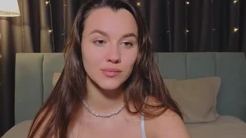 Snapshot of sweet_haeven chatting on 03.21.26 Im Mia.LOVELY PATTERNS 100 120 160 200 my toy buzzes from 2 tip online show from 03.21.26