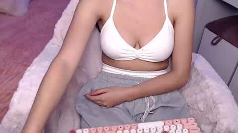 Snapshot of sweet_hannaah chatting on 07.07.26 Hannah online show from 07.07.26
