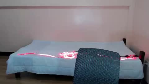 sophia daisy  online show from 09.25.25