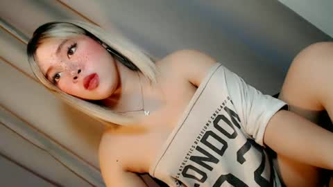 Snapshot of sweet_honeylove chatting on 06.13.26 Anisha online show from 06.13.26