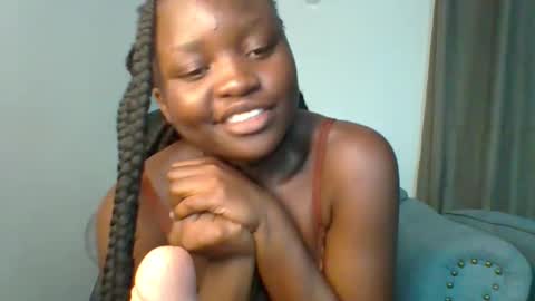 Snapshot of sweet_jenica chatting on 12.31.24 ESTHER NEEMA online show from 12.31.24