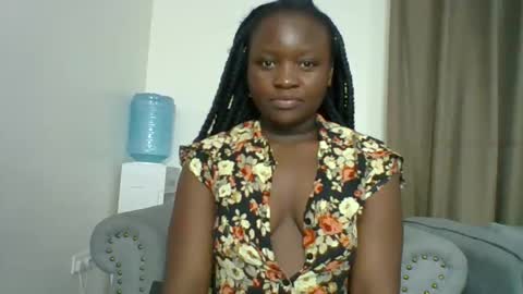 Snapshot of sweet_jenica chatting on 01.04.25 ESTHER NEEMA online show from 01.04.25