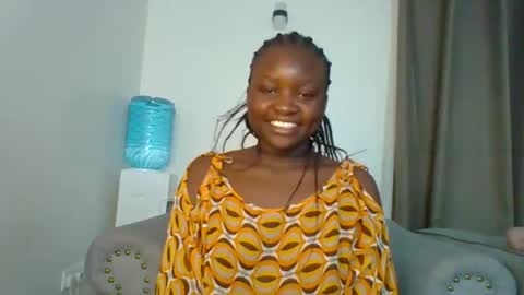 Snapshot of sweet_jenica chatting on 01.07.25 ESTHER NEEMA online show from 01.07.25