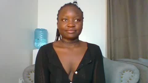 Snapshot of sweet_jenica chatting on 01.15.25 ESTHER NEEMA online show from 01.15.25