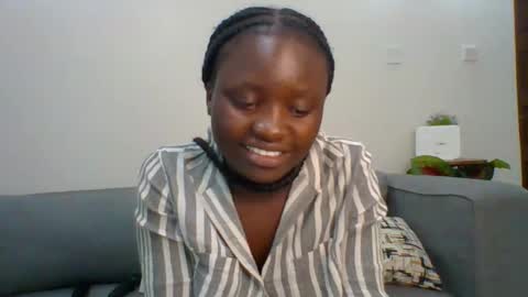 Snapshot of sweet_jenica chatting on 02.20.25 ESTHER NEEMA online show from 02.20.25