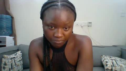 Snapshot of sweet_jenica chatting on 02.21.25 ESTHER NEEMA online show from 02.21.25