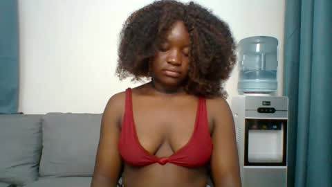 Snapshot of sweet_jenica chatting on 10.18.25 ESTHER NEEMA online show from 10.18.25