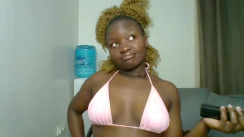 Snapshot of sweet_jenica chatting on 06.15.26 ESTHER NEEMA online show from 06.15.26