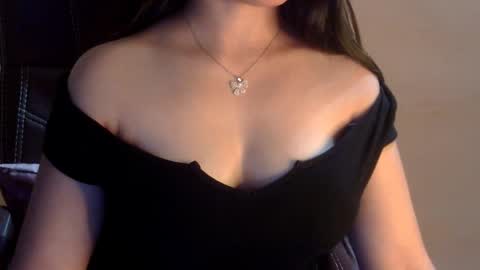 Snapshot of sweet_kanchi chatting on 04.12.26 sweet_kanchi online show from 04.12.26