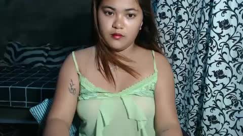 Snapshot of sweet_kelly11 chatting on 12.17.24 sweet_kelly11 online show from 12.17.24