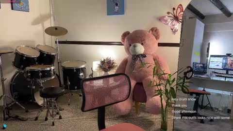 free            private online show from 02.17.25