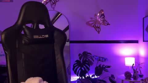 free            private online show from 02.27.25