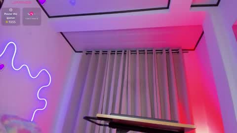 Snapshot of sweet_mackensy chatting on 10.31.25 Miss Mackensy online show from 10.31.25