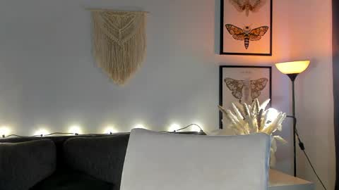 Melissa. Join me on Fansly link in social medias online show from 06.03.26