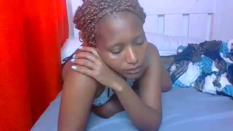 Snapshot of sweet_melod chatting on 04.30.26 Linda online show from 04.30.26