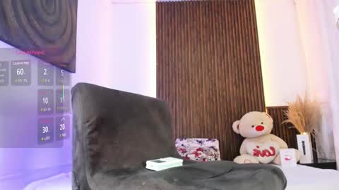 Melody online show from 10.19.25