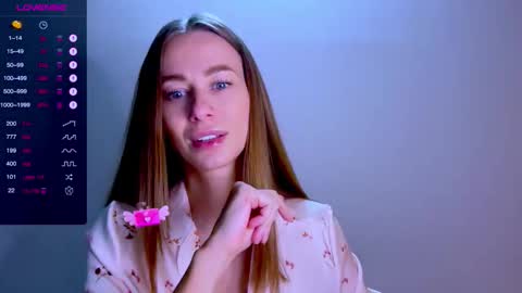 Mia online show from 09.27.25