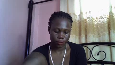 Snapshot of sweet_monalisa93 chatting on 06.17.26 Lisa online show from 06.17.26