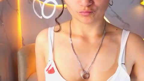 Snapshot of sweet_morita_tx chatting on 12.19.25 Live 1500am 2100pm online show from 12.19.25