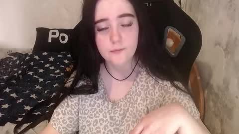 Snapshot of sweet_my_dream chatting on 02.14.26 sweet_my_dream online show from 02.14.26