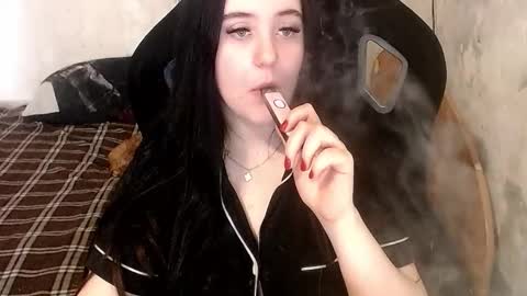 Snapshot of sweet_my_dream chatting on 02.25.26 sweet_my_dream online show from 02.25.26