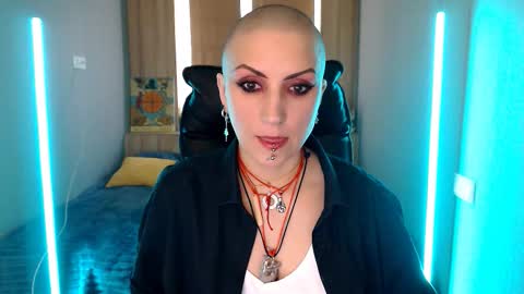 sweet_n_strong online show from 03.25.26