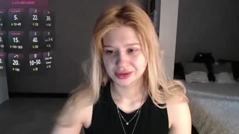 sweet_nicole_333 online show from 10.16.25