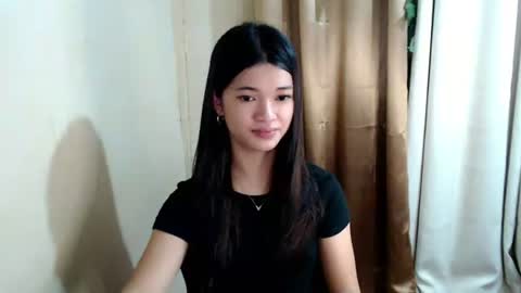 Snapshot of sweet_nylia chatting on 07.20.26 sweet_nylia online show from 07.20.26