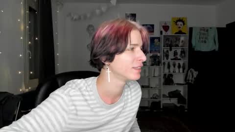 kira online show from 11.25.25