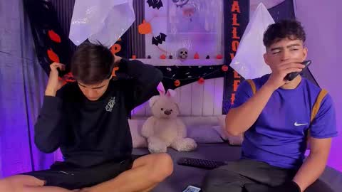 Snapshot of sweet_petter chatting on 11.01.25 Petter online show from 11.01.25