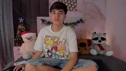 Snapshot of sweet_petter chatting on 12.17.25 Petter online show from 12.17.25