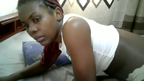 Snapshot of sweet_pie01 chatting on 06.18.26 pricky online show from 06.18.26