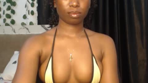 Snapshot of sweet_puna chatting on 09.28.25 Nancy online show from 09.28.25