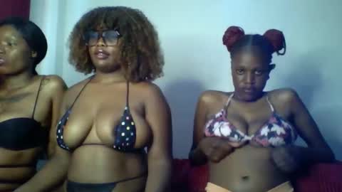 Snapshot of sweet_rayana_ chatting on 03.31.26 sweet rayana online show from 03.31.26