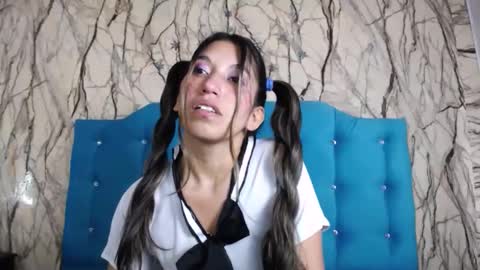 Snapshot of sweet_skylove_ chatting on 01.03.25 Adriana online show from 01.03.25
