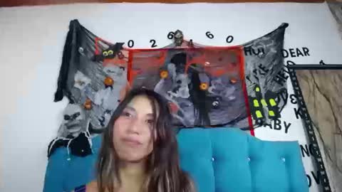 Snapshot of sweet_skylove_ chatting on 10.17.25 Adriana online show from 10.17.25