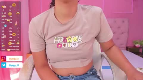 Snapshot of sweet_starxx chatting on 12.17.25 Yeileen online show from 12.17.25