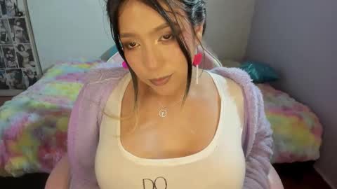 Snapshot of sweet_stephaniee chatting on 09.19.25              online show from 09.19.25